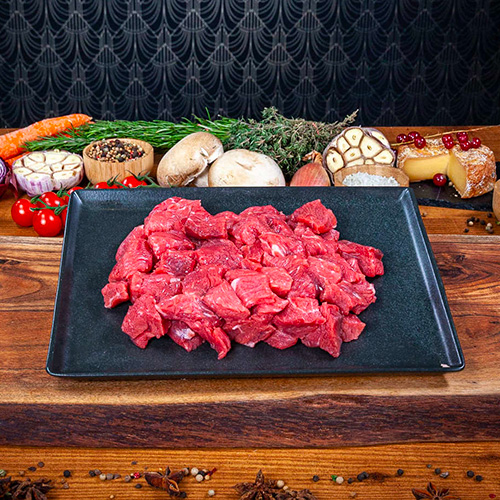 De la viande de boeuf pour fondue présentée en morceau crue