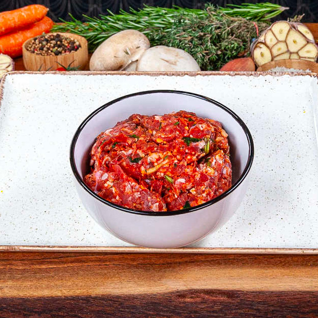 De la kefta de boeuf en vrac dans un bol