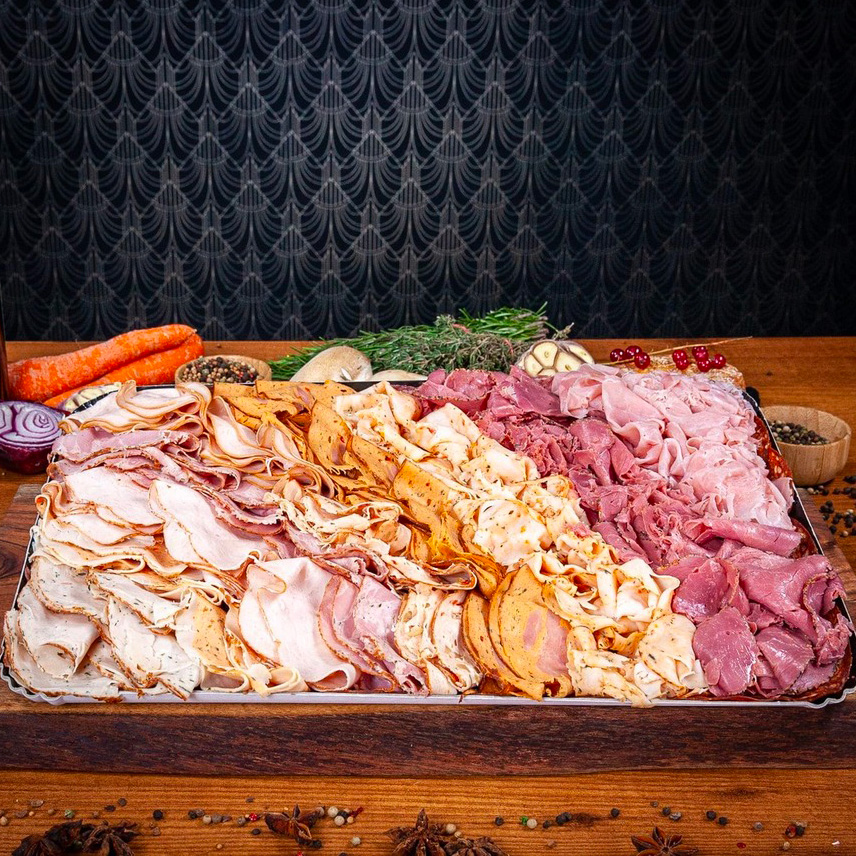 Une plateau de charcuterie
