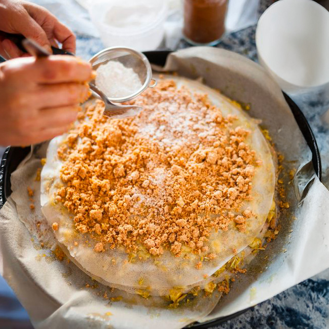 Préparation d'une pastilla marocaine