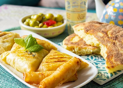 Comment préparer des Maakouda croustillantes et des Briouates savoureuses ?