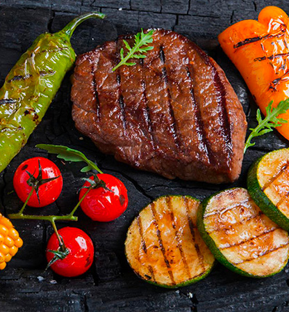 Pavé de bœuf façon plancha, salsa verde & légumes grillés