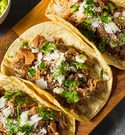 Tacos d’agneau rôti : la street food version fondante