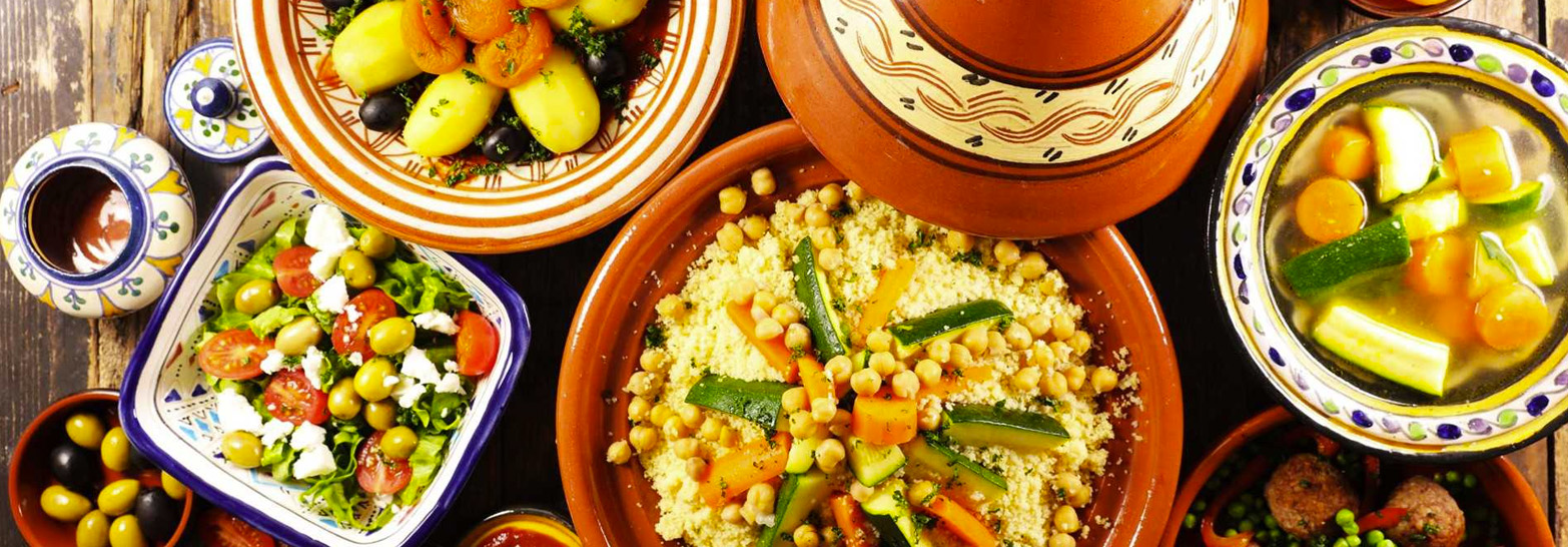 Tajine marocain aux pois chiches et couscous